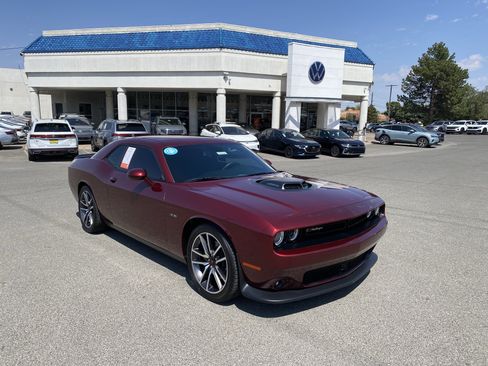 Used 2023 Dodge Challenger R/T w/ Plus Package RWD image 4