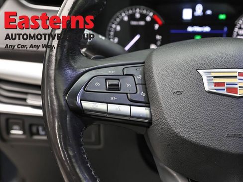 Used 2020 Cadillac XT4 Premium Luxury w/ Sun And Sound Package AWD/4WD image 15
