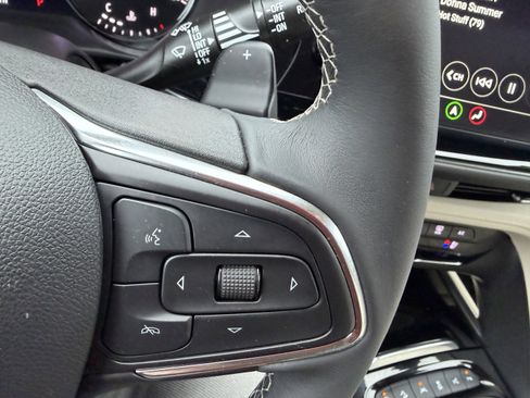 Used 2022 Buick Envision Avenir w/ Technology Package II image 30