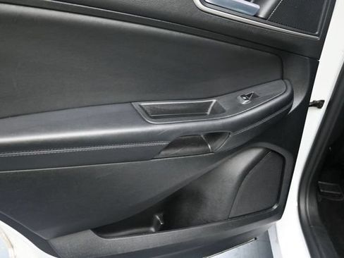 Used 2024 Ford Edge SEL AWD/4WD image 37