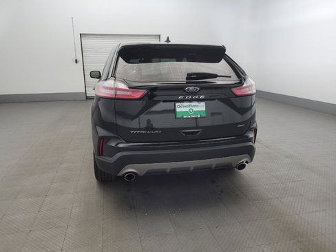 Used 2022 Ford Edge Titanium image 6