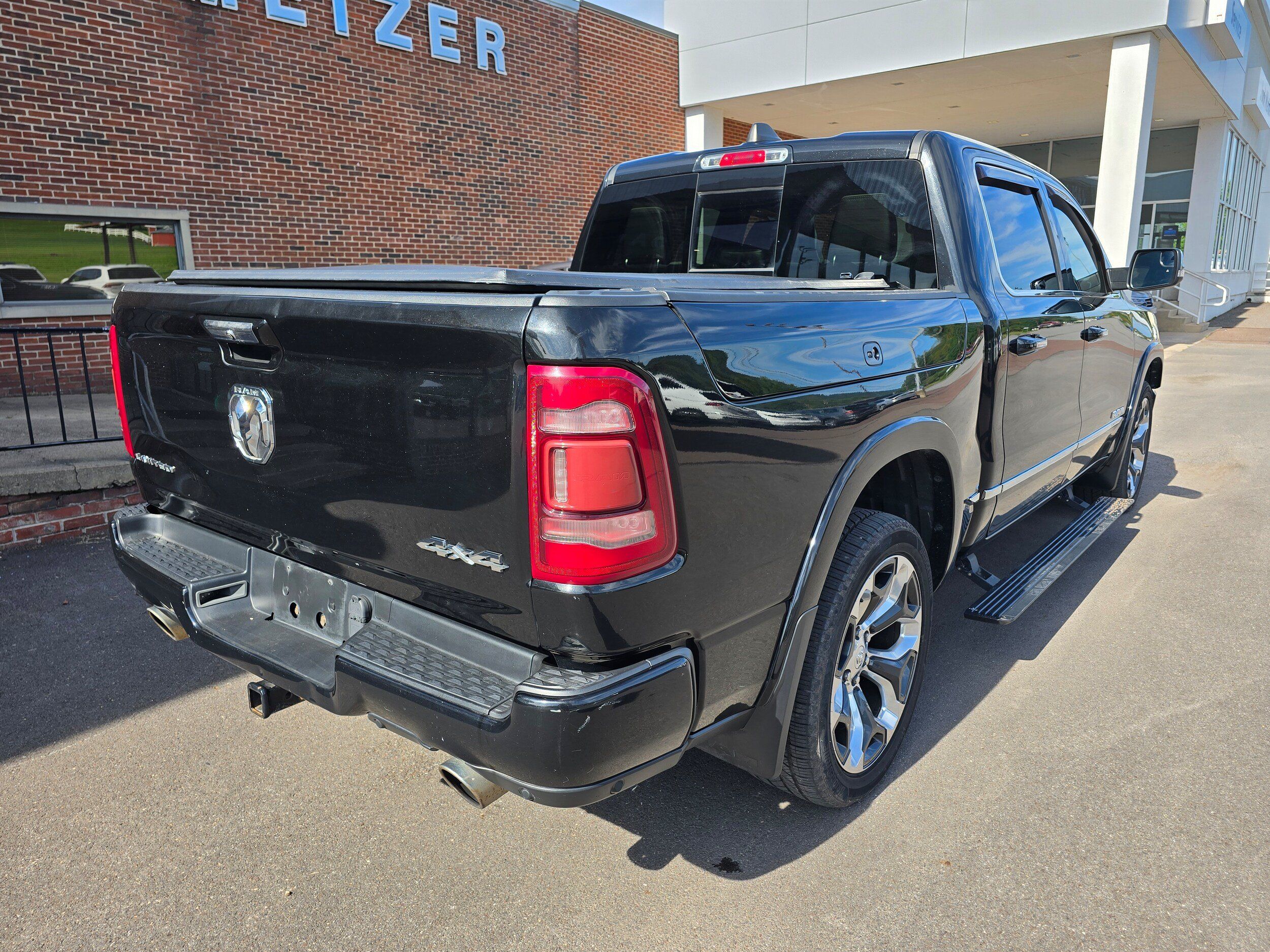 Used 2020 RAM 1500 Limited AWD/4WD image 7