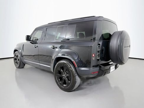 Certified 2024 Land Rover Defender 110 S AWD/4WD image 7