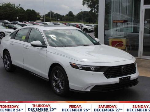 New 2025 Honda Accord EX-L image 28