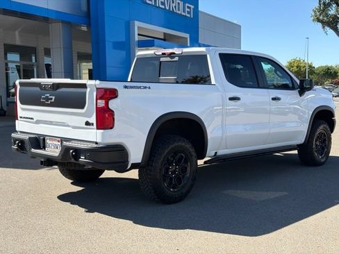 Used 2023 Chevrolet Silverado 1500 ZR2 w/ ZR2 Bison Edition AWD/4WD image 3