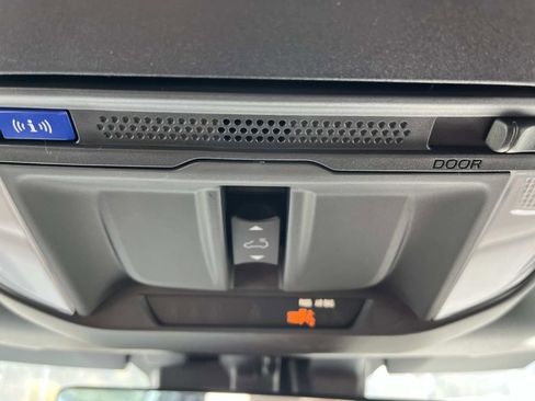New 2026 Subaru Forester Touring AWD/4WD image 16
