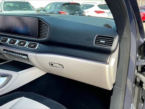 Used 2024 Mercedes-Benz GLE 53 AMG 4MATIC image 17