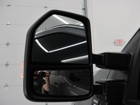 Used 2024 Ford F350 Lariat w/ Tremor Off-Road Package AWD/4WD image 42
