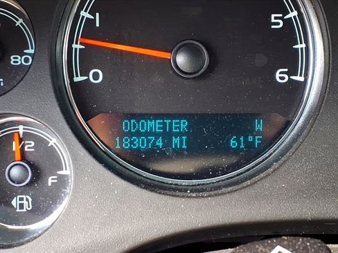 Used 2012 GMC Yukon SLT w/ SLT-2 Equipment Package image 24