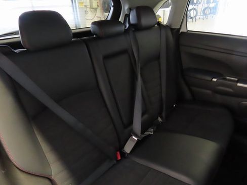 Used 2024 Mitsubishi Outlander Sport ES image 25