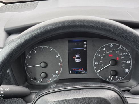 Used 2025 Toyota Corolla LE FWD image 15