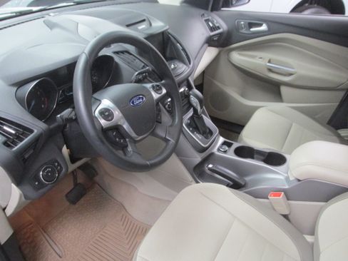 Used 2014 Ford Escape SE w/ Equipment Group 201A image 23