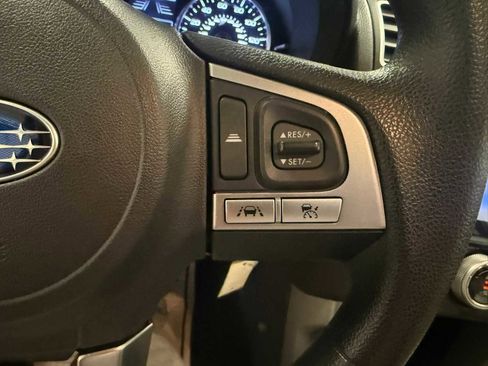 Used 2018 Subaru Forester 2.5i Premium AWD/4WD image 31