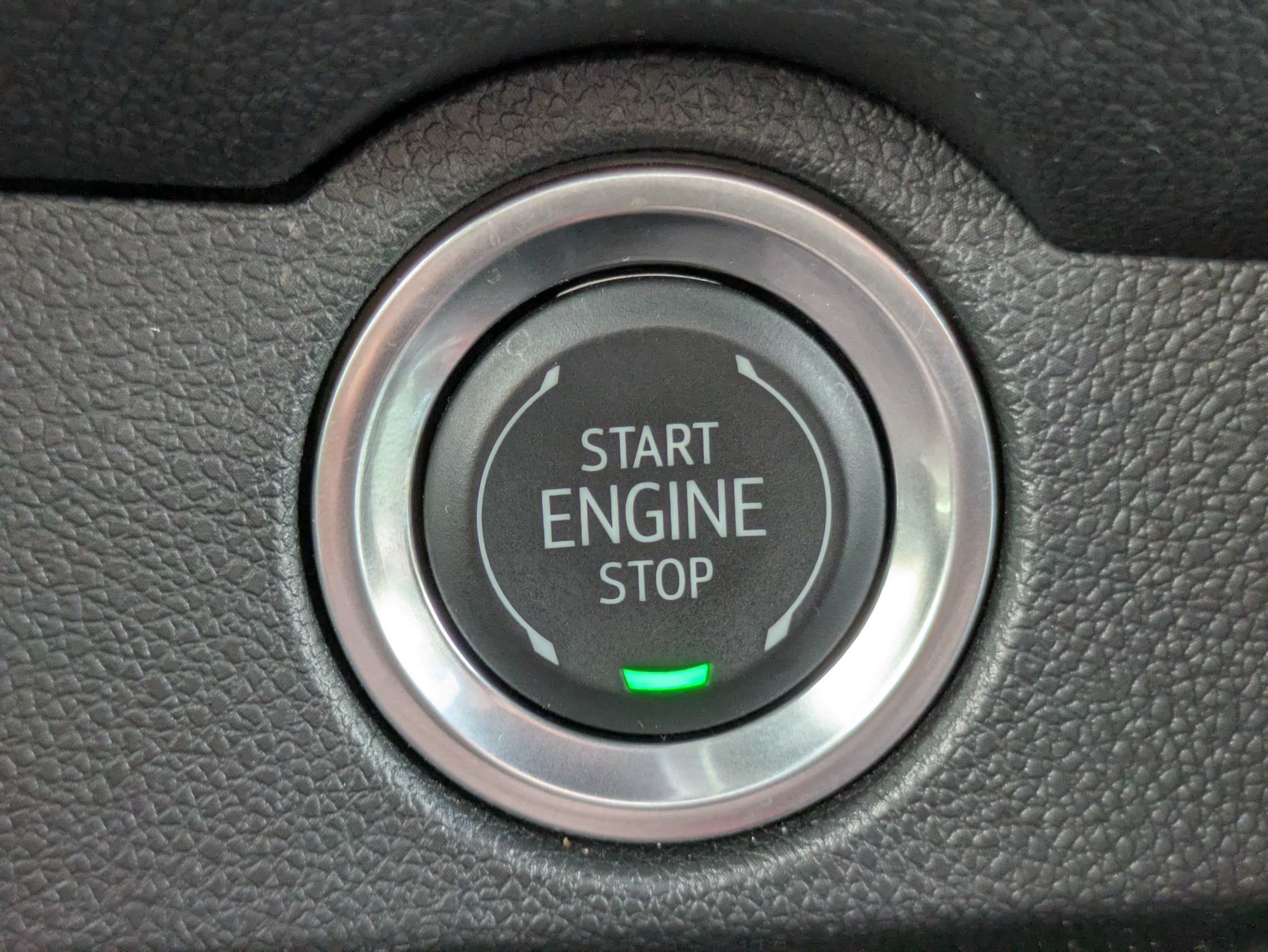 Used 2025 Chevrolet Traverse LT FWD image 25