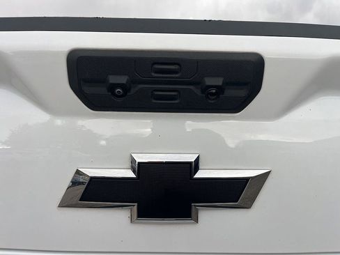 Used 2022 Chevrolet Silverado 1500 RST image 18