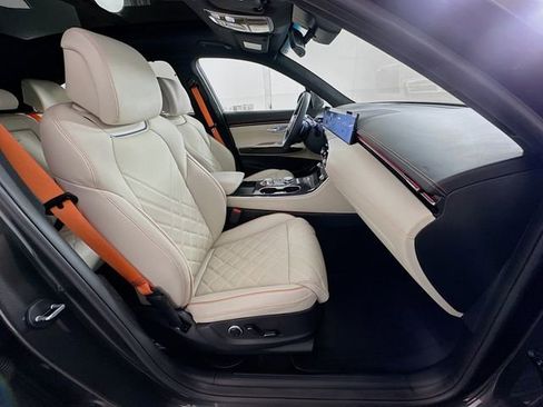 Certified 2026 Genesis GV70 3.5T Sport Prestige AWD/4WD image 28
