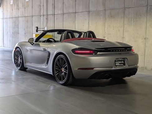 Certified 2024 Porsche 718 Boxster GTS RWD image 3