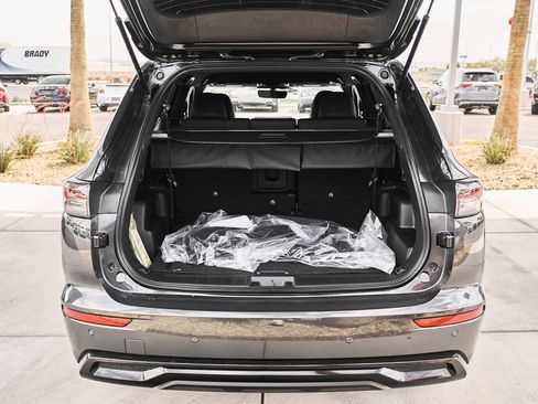 New 2026 Mitsubishi Outlander LE FWD image 8