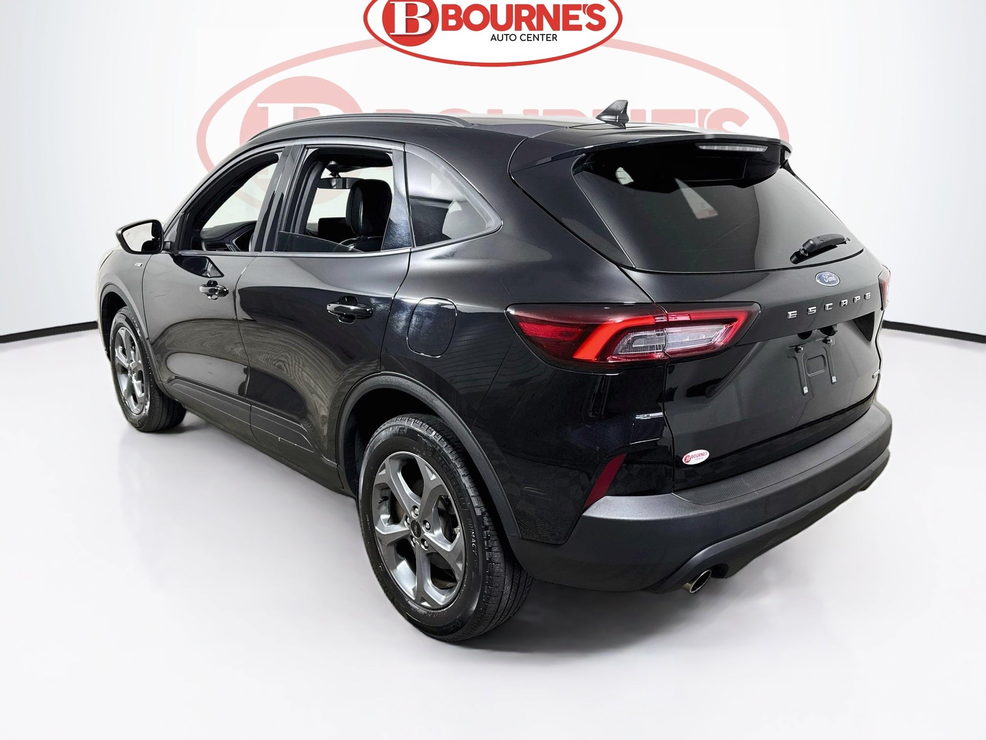 Used 2025 Ford Escape ST-Line AWD/4WD image 7