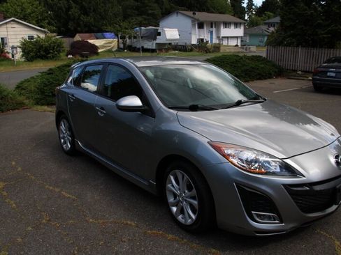 Used 2010 MAZDA MAZDA3 s Sport FWD image 2