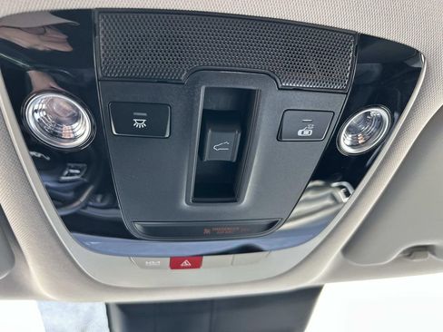 Certified 2025 Kia Seltos EX w/ EX Sunroof Package AWD/4WD image 32
