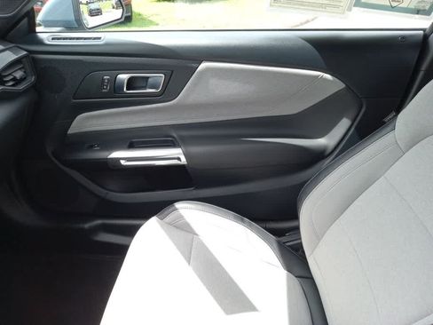 Used 2024 Ford Mustang GT RWD image 22