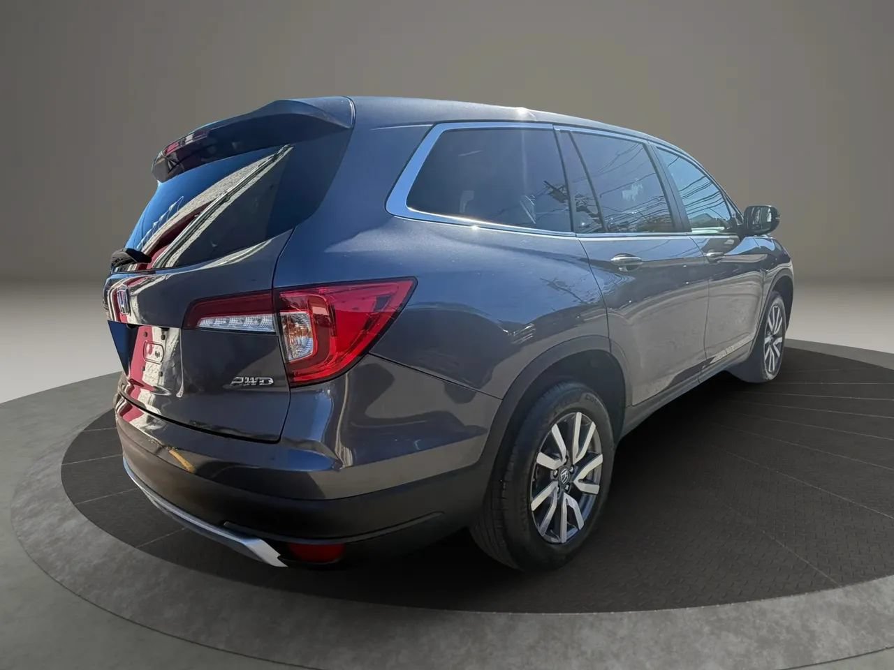 Used 2021 Honda Pilot EX image 5