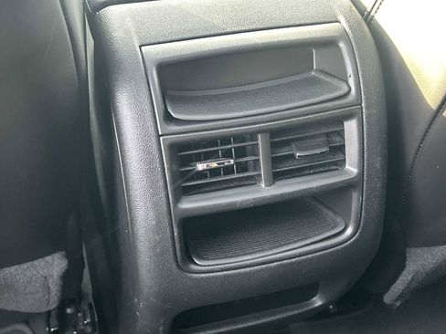 Certified 2025 Cadillac XT5 Premium Luxury image 22