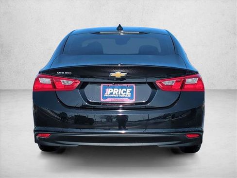Used 2023 Chevrolet Malibu LS image 7