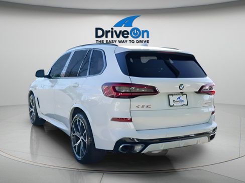 Used 2021 BMW X5 xDrive40i w/ M Sport Package AWD/4WD image 4