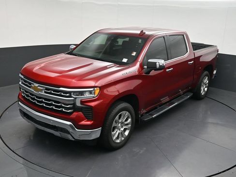 Used 2024 Chevrolet Silverado 1500 LTZ RWD image 16