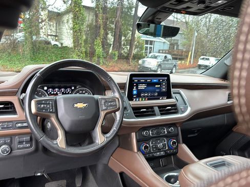 Certified 2021 Chevrolet Tahoe High Country w/ Premium Package image 16