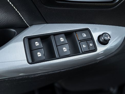 Used 2016 Toyota Sienna SE Premium image 15