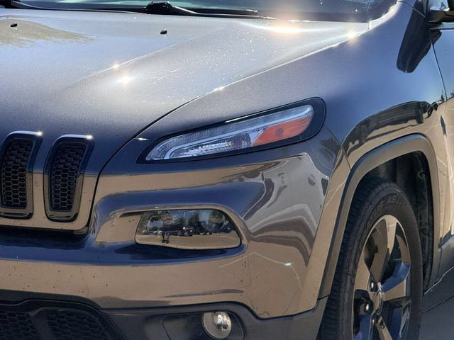 Used 2018 Jeep Cherokee Limited w/ Luxury Group FWD image 8