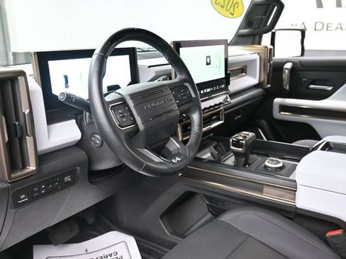 Used 2025 GMC Hummer EV 3X AWD/4WD image 14