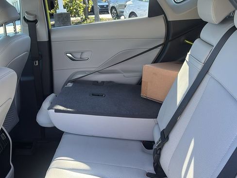 Used 2025 Hyundai Kona Limited image 29