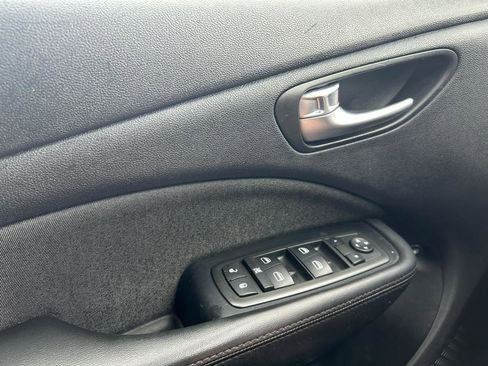 Used 2013 Dodge Dart SXT image 29