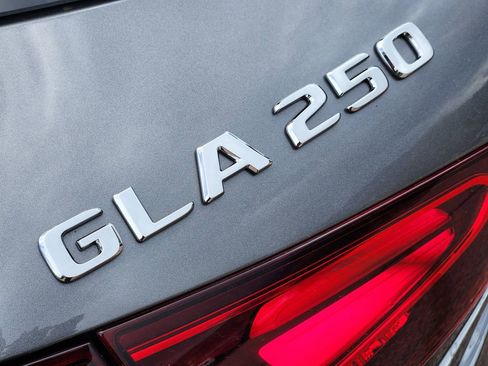 New 2026 Mercedes-Benz GLA 250 4MATIC image 11