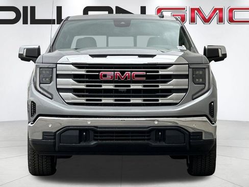 New 2026 GMC Sierra 1500 SLE w/ Preferred Package AWD/4WD image 3