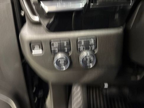 Used 2024 Chevrolet Silverado 3500 LTZ w/ LTZ Plus Package AWD/4WD image 33