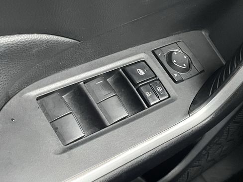 Used 2021 Toyota RAV4 XLE image 16