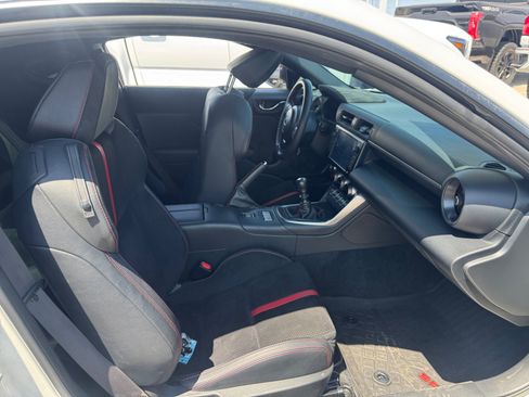 Used 2023 Subaru BRZ Limited RWD image 19