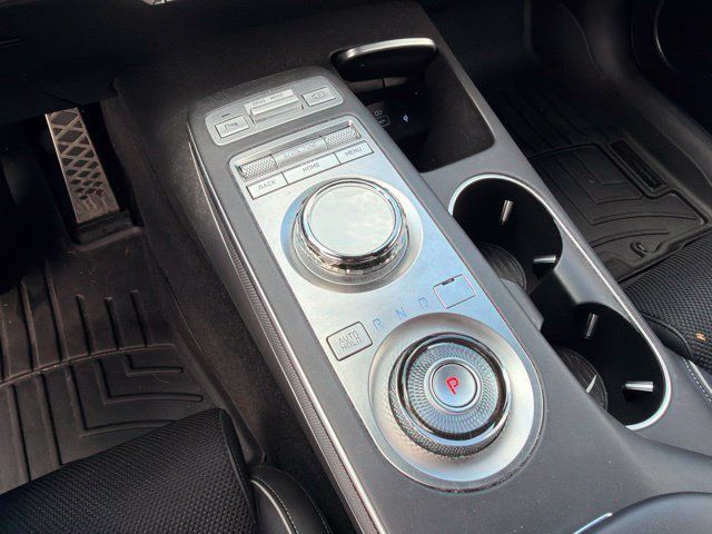 Used 2024 Genesis GV70 3.5T Sport AWD/4WD image 21