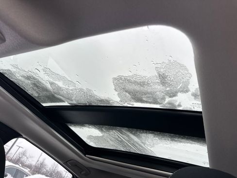 New 2026 Nissan Kicks SV w/ SV Premium Package image 31