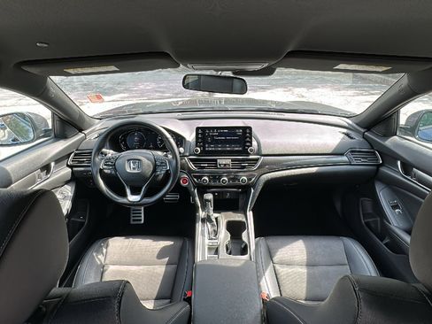 Used 2019 Honda Accord Sport image 27