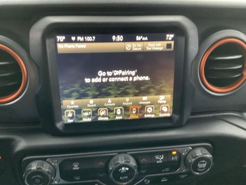 Used 2021 Jeep Gladiator Mojave AWD/4WD image 37