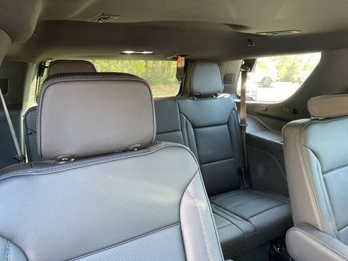 New 2026 GMC Yukon Denali w/ Sun & Power Step Package image 29