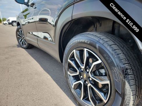 Used 2021 Chevrolet TrailBlazer ACTIV w/ Convenience Package image 16