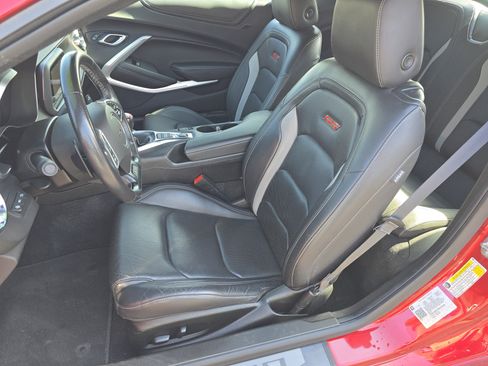 Used 2021 Chevrolet Camaro SS image 29