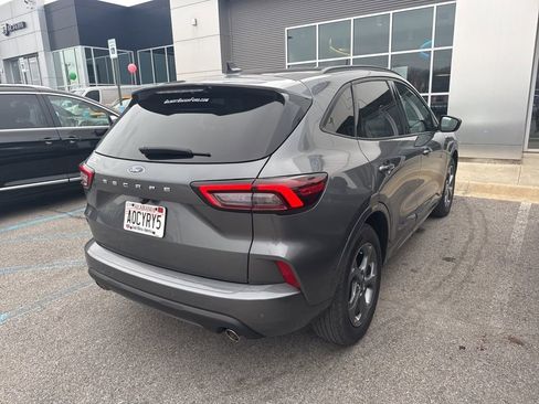 Used 2024 Ford Escape ST-Line w/ Tech Pack #1 image 9